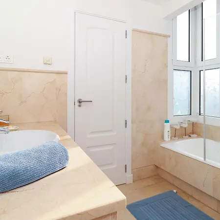 Apartment Frontline -los Monteros Palm *